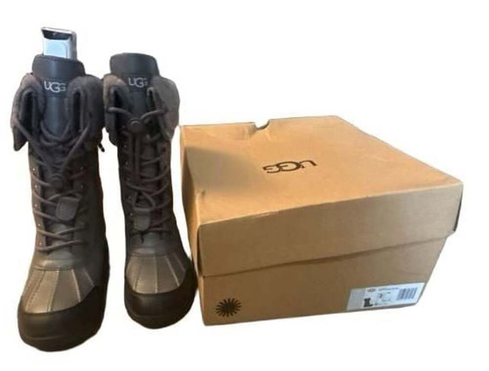 UGG Butte II Toggle Tall Boot Size 2 Charcoal Weatherproof